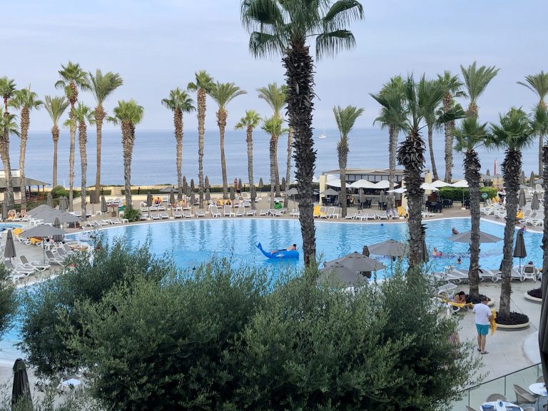 Where to stay in Malta - hotel swimming pool